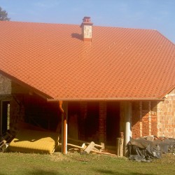 Bobrek Dach von Hosekra. Ein Leichtdach für alte und neue Dachstuhle.
