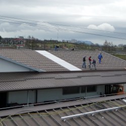 Montaža sončne elektrarne na hali podjetja Hosekra
