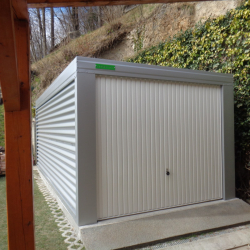 Enojna kovinska garaža Hosekra