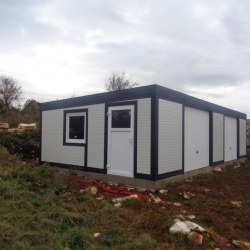 G70 Montažna avtomobilska garaža z izolacijo, oknom in dodatnimi vrati