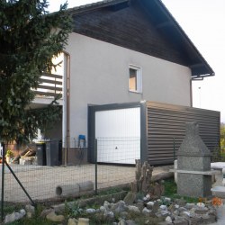 Enojna Montažna Garaža s Hormann Vrati Hosekra