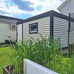 Funkcionalna montažna vrtna lopa