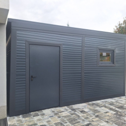 Funkcionalna montažna vrtna lopa