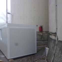 Osnovni kontejner kot dodatni prostor