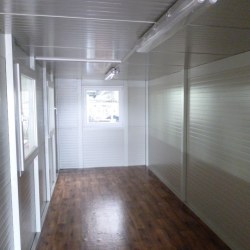 Notranjost osnovnega kontejnerja