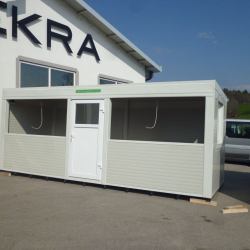 K60 Pred proizvodno halo Hosekra postavljen bel kovinski kontejner pisarna