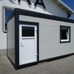 Kontejner Hosekra, pripravljen za dostavo