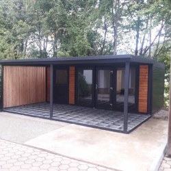 K70 bivalni kontejner z nadstreškom in teraso