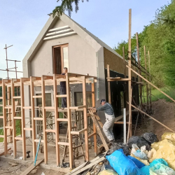 montažna hiša dvokapnica 