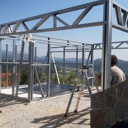 manjši montažni objekt