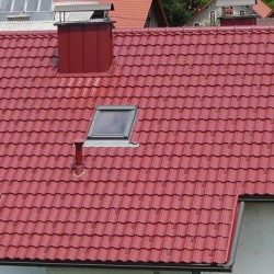 Kovinska streha Hosekra s snegobrani