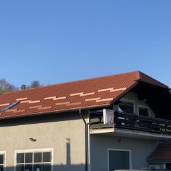 Mat opečna kritina Stratos na delavnici