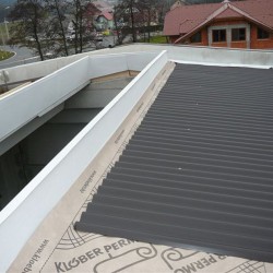Strešna folija, paroprepustna in vodoodporna
