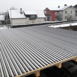 Strešna kritina TP20 na nadstrešku