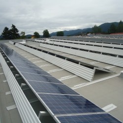 Industrijska streha s TP20 in sončno elektrarno